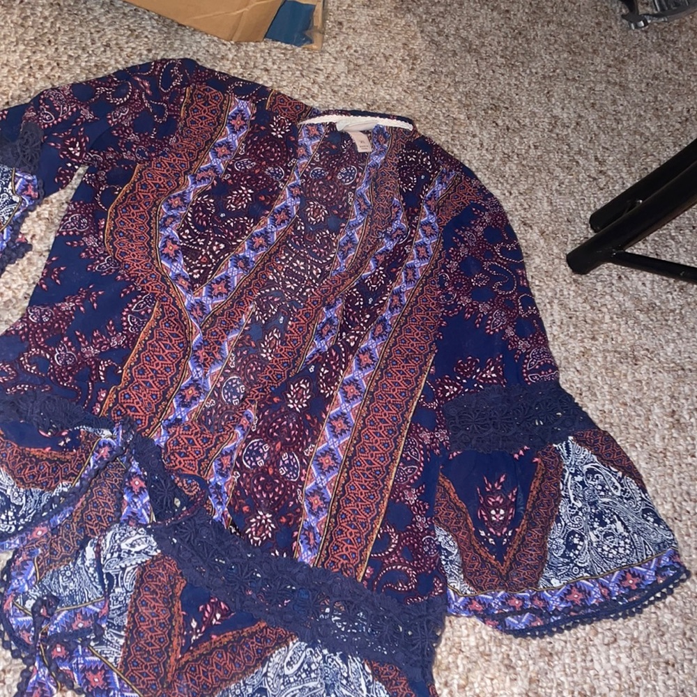 Blue pullover